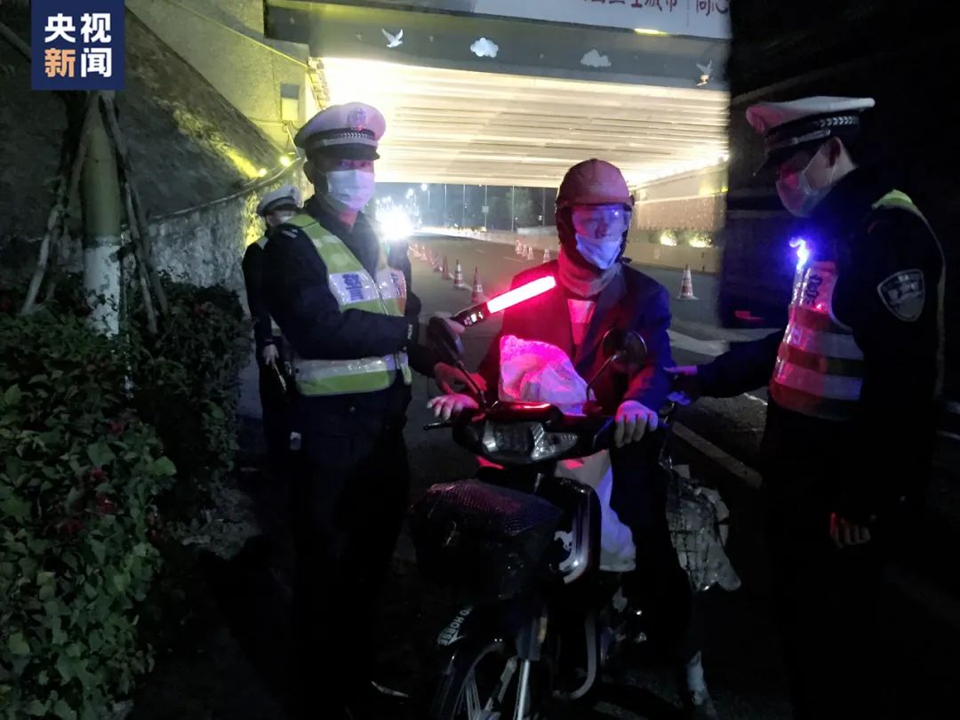 潘加声，你一定要挺住！