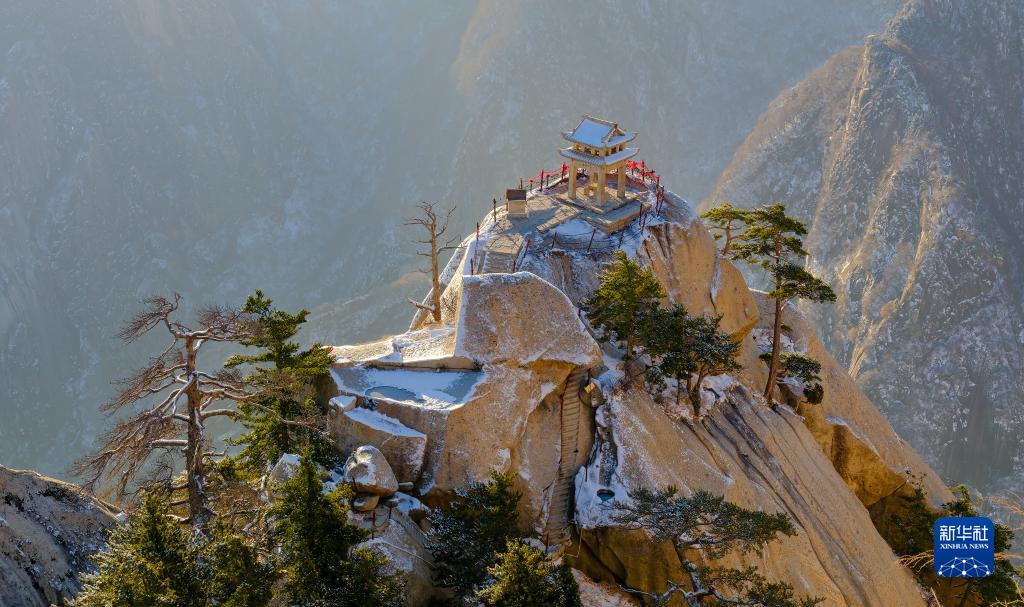 雪后华山更娇娆