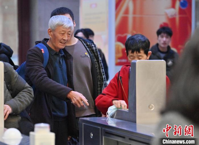 中国铁路老年常旅客会员积分优惠措施正式实施