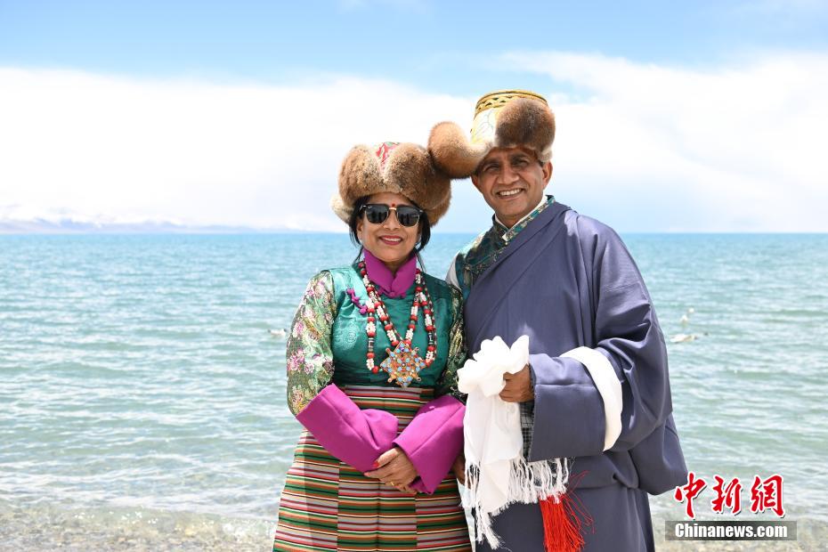 西藏纳木错开湖 共赴文旅之约