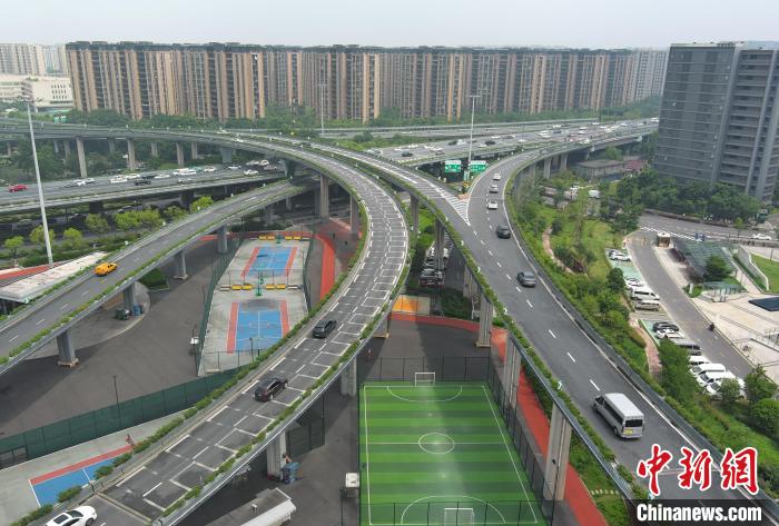 浙江杭州:桥下闲置空间变身“口袋体育公园” 浙江杭州:桥下闲置空间变身“口袋体育公园”