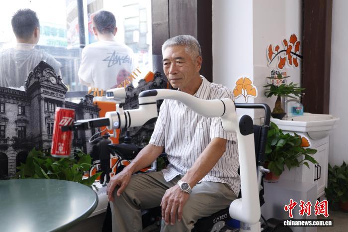 浙江省举办“敬老月”活动银发街区正式开街