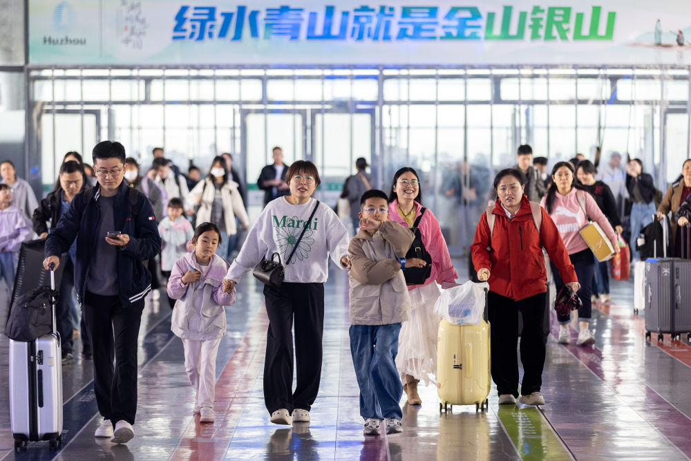 出游新思路:“串串游” 错峰游“五一”怎么玩才过瘾? 出游新思路:“串串游” 错峰游“五一”怎么玩才过瘾?