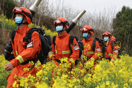 花式宣传防火 消防员“操碎了心”