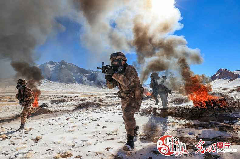 新春走基层·网络中国节|有我在岗，请放心！