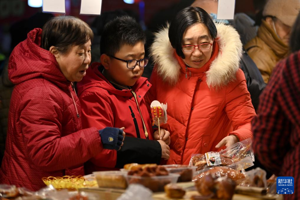 新春走基层丨年俗集市供需两旺