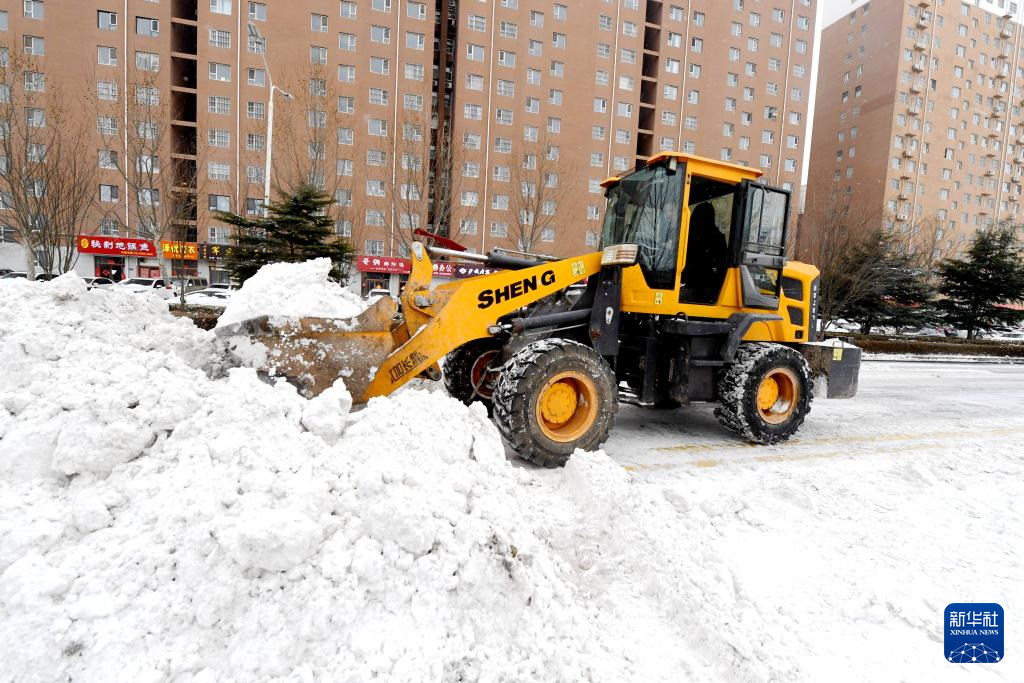 积极应对降温降雪天气