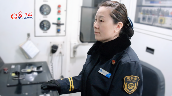 “不被定义”的她丨二十八载的“飞驰人生” “不被定义”的她丨二十八载的“飞驰人生”