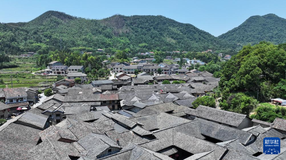 走进湘北古村张谷英村