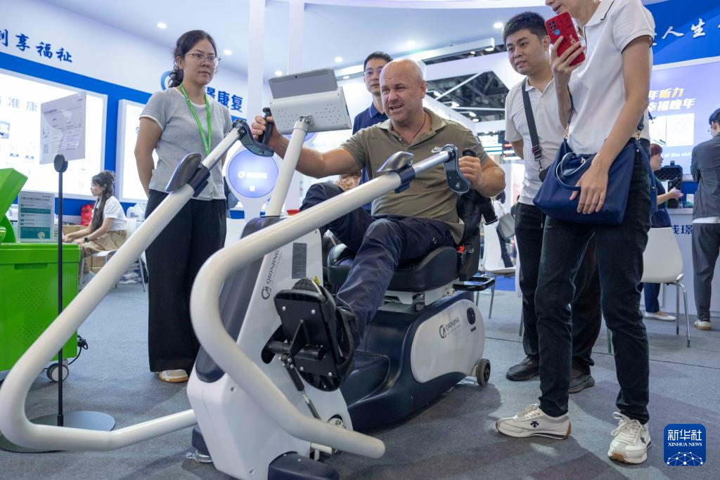 2025中国国际福祉博览会在京开幕