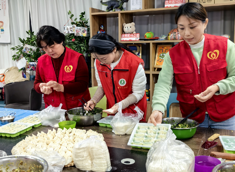 【网络中国节】山东济宁：公益暖桑榆 重阳传温情