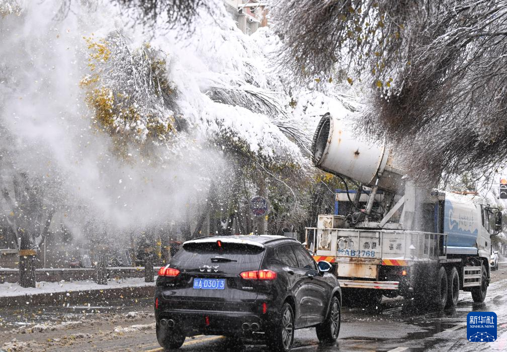 新疆多地迎来降雪