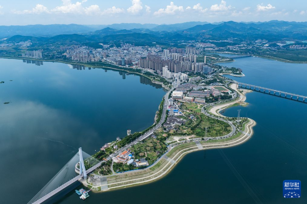 飞瞰西十高铁:一日看尽秦楚美